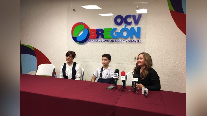 Alumnos 'abrazan' Cajeme con la entrega de bufandas a los más vulnerables