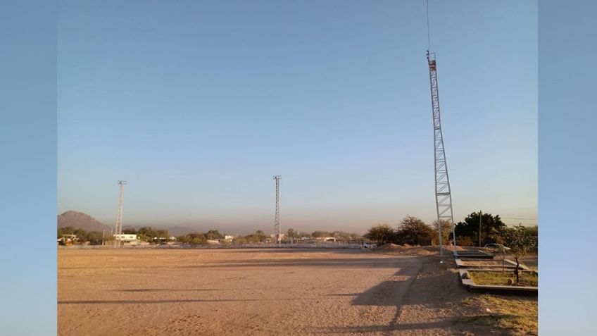 Humo de quema de llantas en el valle de la región, afecta a colonias de Empalme; autoridades no actúan