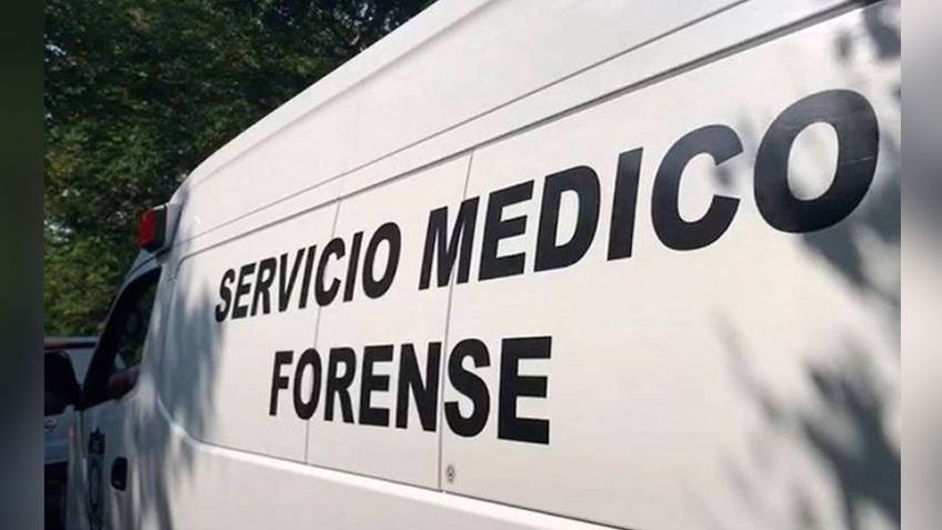 Delincuentes dejan el cuerpo de un hombre colgado en una barda en Coahuila