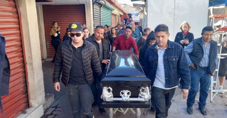 'Nacho' Arrellano es despedido en su segunda casa, el mercado municipal de Guaymas