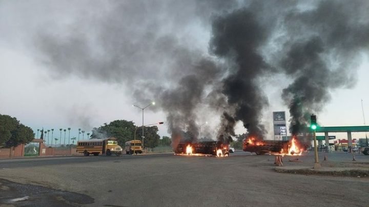 'Narcobloqueos' se mantienen en Sinaloa: Los Mochis y Guasave también están 'bajo fuego'