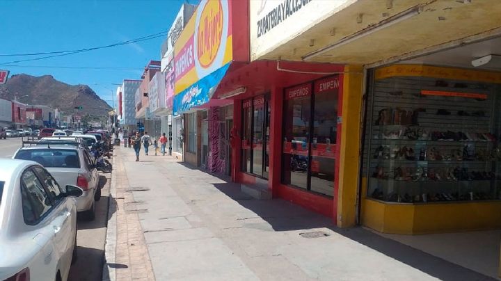 Comerciantes sin iluminación en el Centro de Guaymas; enfrentan la 'cuesta de enero'