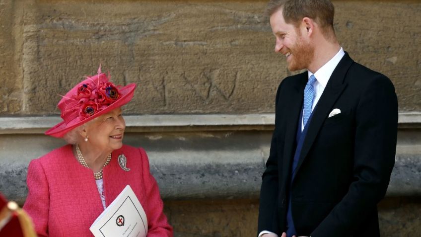 Los ataques dl Príncipe Harry a la corona habrían causado daños en la salud de Isabel II