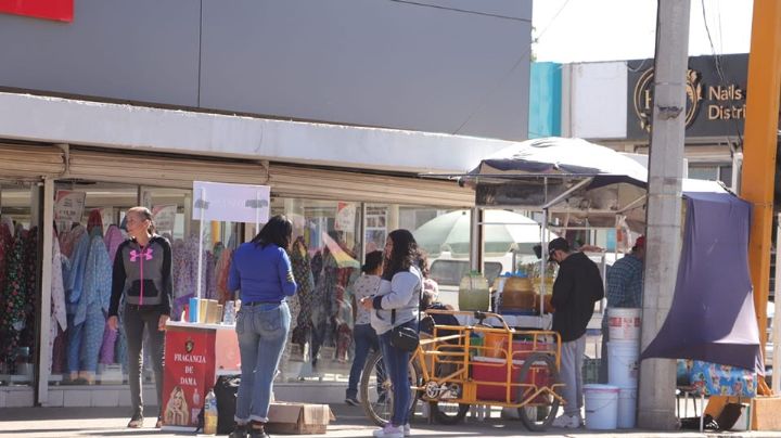Comerciantes ambulantes de Ciudad Obregón apoyan iniciativa de dar uniformidad a locales
