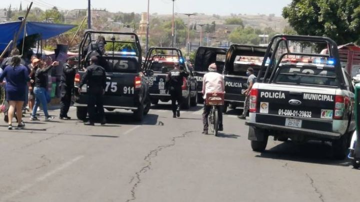 FOTOS: Vecinos de Chalco intentan linchar a dos ladrones; los desnudan y golpean