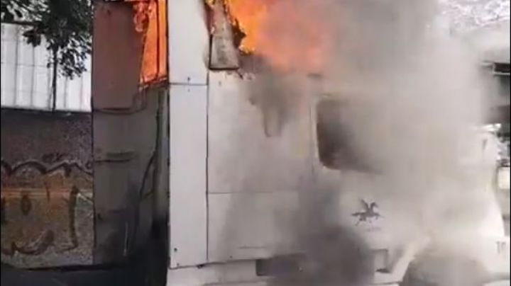 VIDEO: Tráiler se incendia en la colonia Bondojito; no hay lesionados al memoento