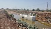 Foto ilustrativa de la nota titulada Autobús escolar termina al interior de un canal de riego en Navojoa