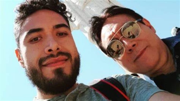 Elías Mejía y su hijo