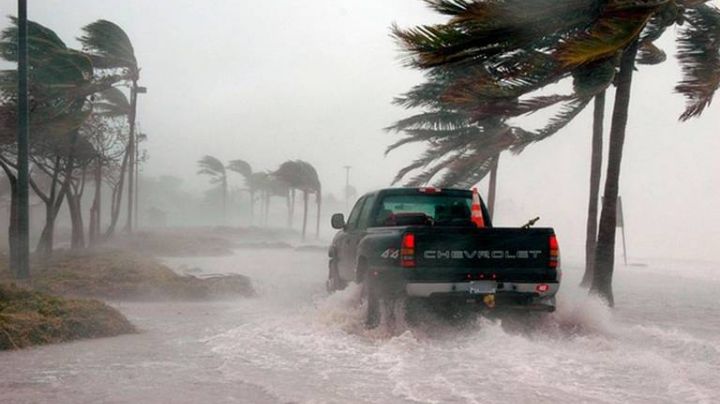 Conagua: Tormenta tropical 'Otis' evoluciona a huracán categoría 1; causará lluvias aquí