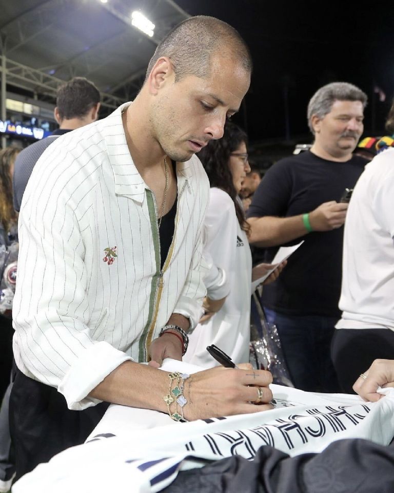 DT del Galaxy pone en un duda que 'Chicharito' Hernández siga el próximo año