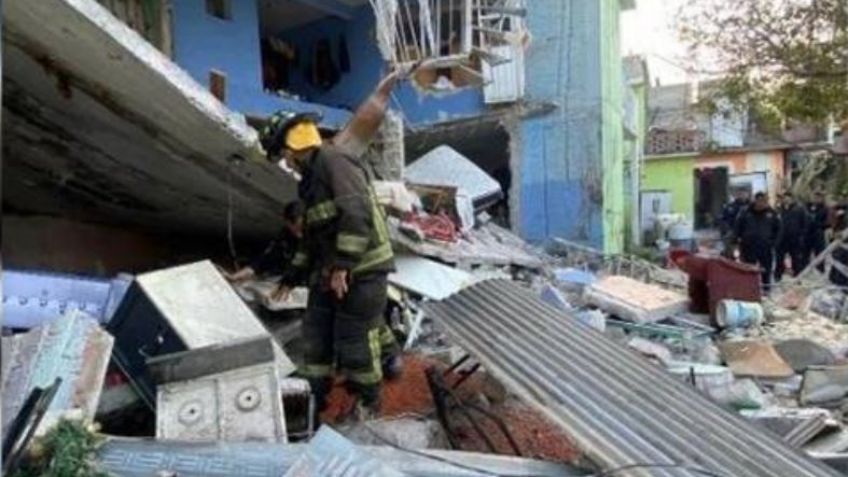 Fuerte explosión en la GAM deja un lesionado y casas derrumbadas; bomberos de CDMX acuden
