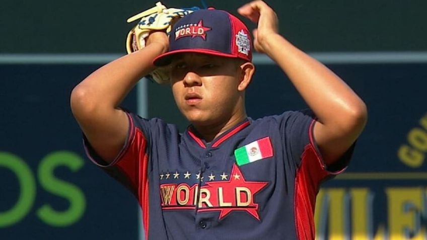 ¿Cómo fue la vida de Julio Urías antes de unirse a Los Angeles Dodgers?