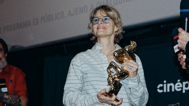 Jodie Foster pasea por las calles de Morelia, en México, durante el Festival Internacional de Cine