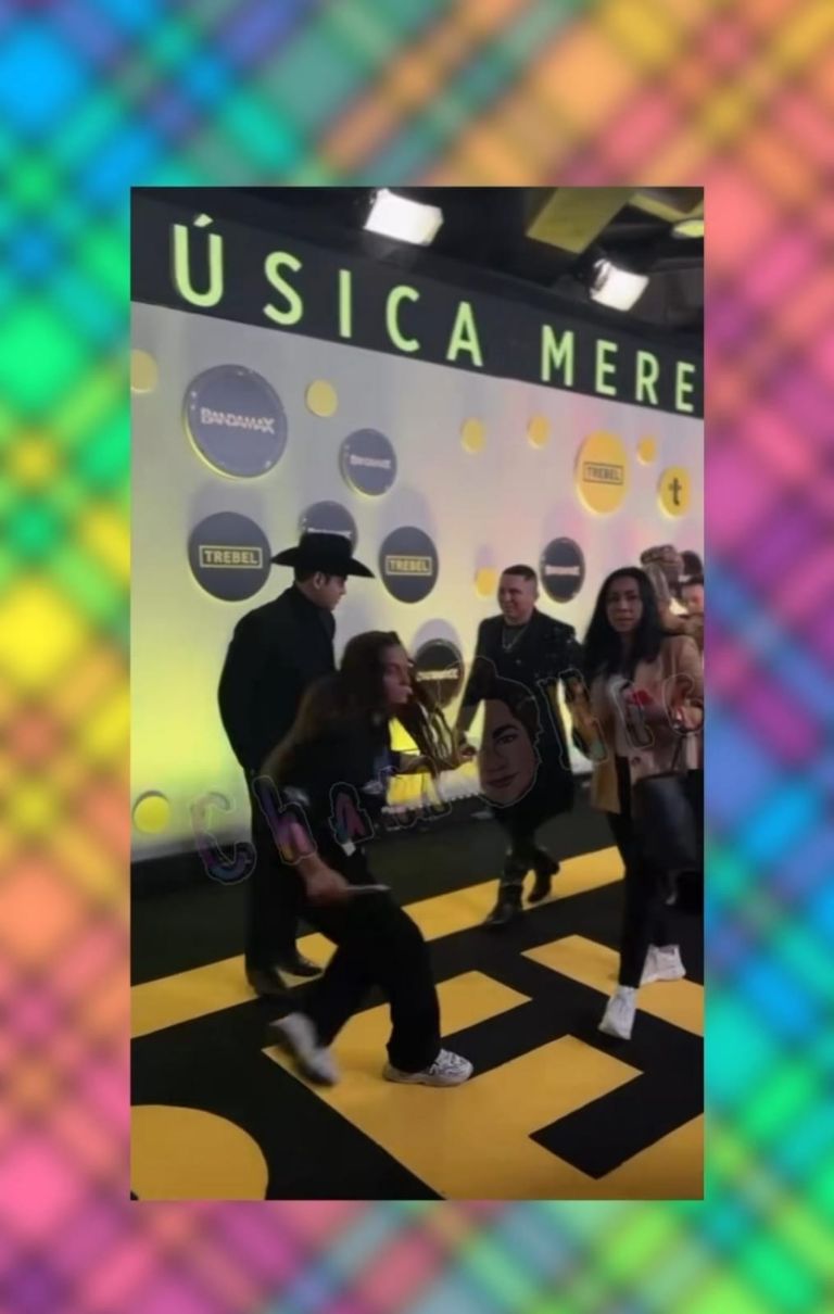 Edwin Luna interrumpe a Franco Rey