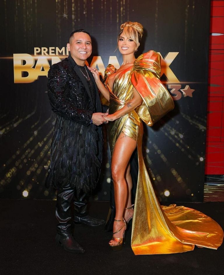Edwin Luna y Kimberly Flores en Premios Bandamax