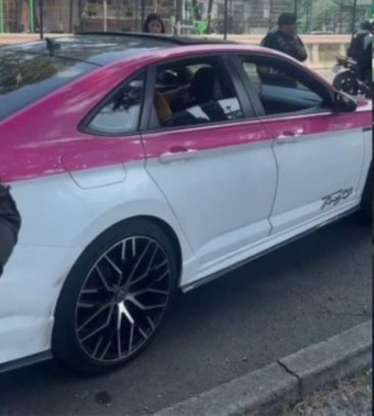 Taxista de la CDMX cobra 18 mil pesos a modelo colombiana por llevarla al GP de México