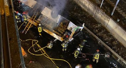 Tragedia en Venecia: Autobús cae de paso elevado y mueren 21 turistas; declaran luto