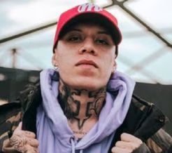 Por miedo a dañar su reputación, Santa Fe Klan rechazaría realizar dueto musical con Ángela Aguilar