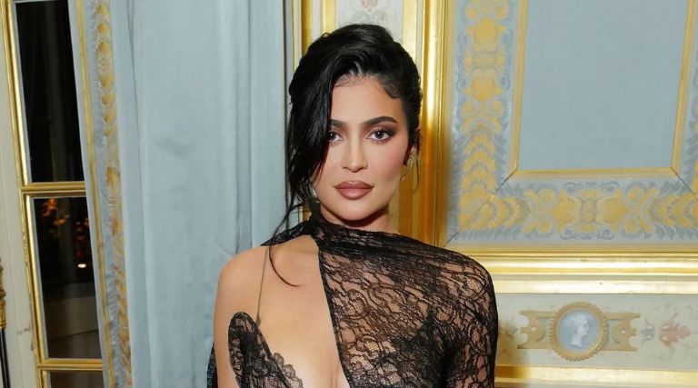 Destrozan a Kylie Jenner por apoyar a Israel