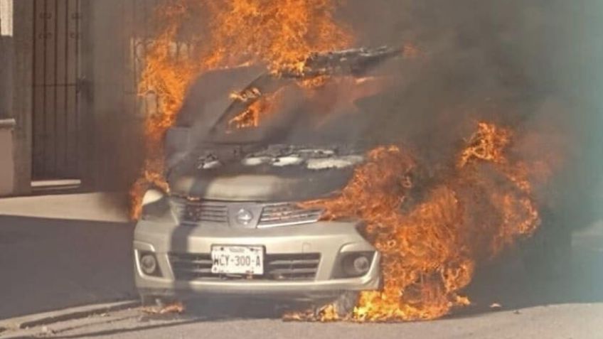 Código Rojo en Cajeme: Con tripulantes a bordo, vehículo arde en llamas