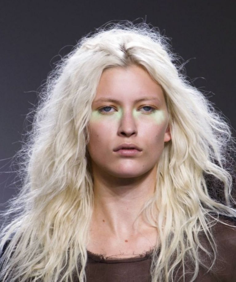 Hidrata tu cabello con cremas o aceites