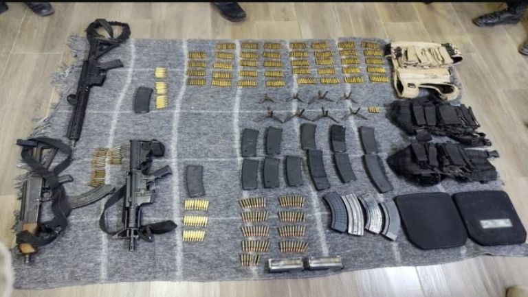 GN decomisa diversos objetos en arma de fuego tras persecución en Altar, Sonora