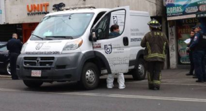 Mujer muere al caer de un quinto piso en Lindavista; Fiscalía investiga feminicidio