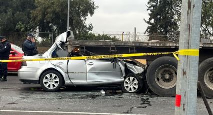 VIDEO: Caos por accidente en la autopista Naucalpan-Ecatepec; un policía murió prensado