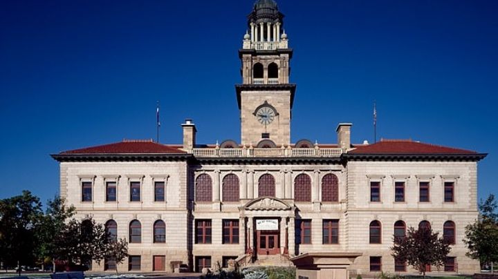 Tiroteo en el Palacio de Justicia de El Paso: Una persona muerta y varios heridos