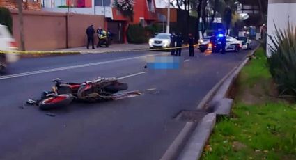 Accidente mortal: Motociclista fallece al impactarse en la Supervía Poniente, en CDMX