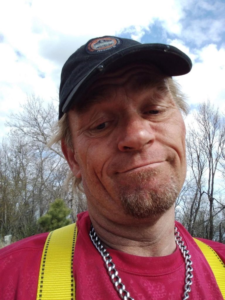 Mujer Acusada de Envenenar a su Novio Tras Heredar 30 Millones de Dólares