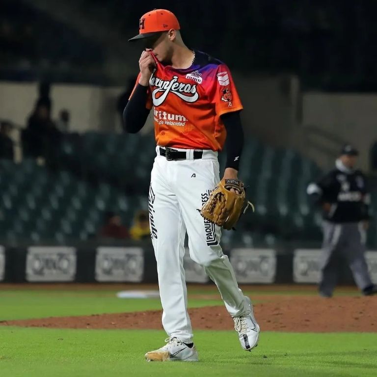 Rangel con los colores de Naranjeros