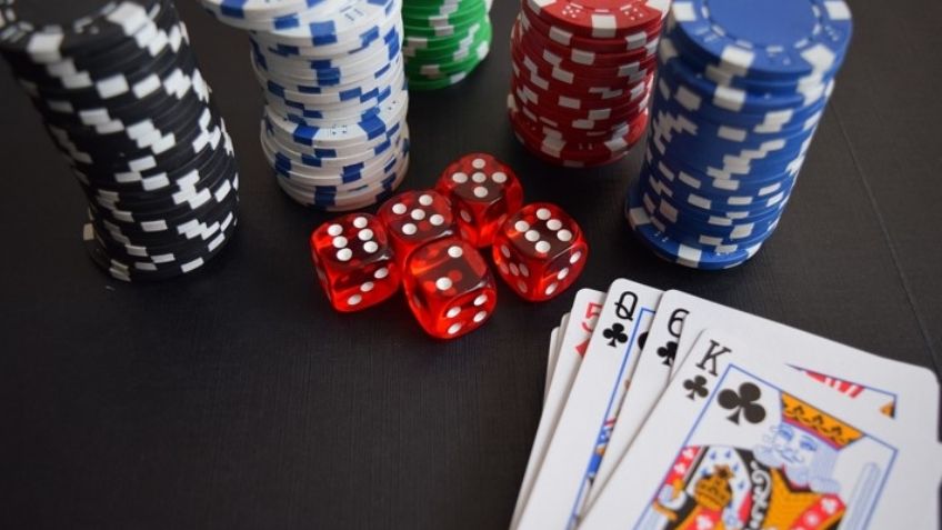 Reinos de casinos en el ciberespacio: historias del mundo de las apuestas en línea
