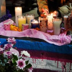 Reino Unido: 2 adolescentes juzgados por el asesinato de una mujer transgénero de 16 años