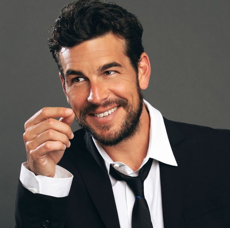 Posible suegra de Mario Casas reacciona a su relación con Eiza González