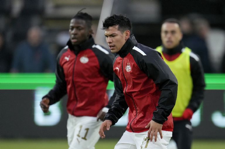El PSV Eindhoven recibe buenas noticias sobre el 'Chucky' Lozano, ¿estará de vuelta?