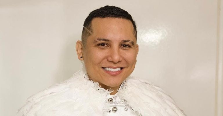 Edwin Luna se hace tratamiento estético para lucir más masculino y se lo comen a críticas