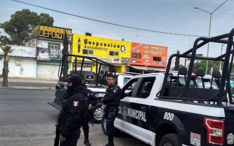 Sicarios ejecutan a pareja en Tecámac