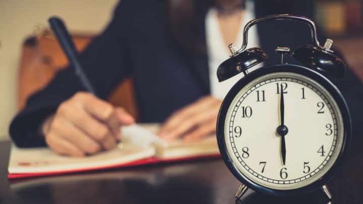 Se congela en México la reducción de la jornada laboral; no hay acuerdo