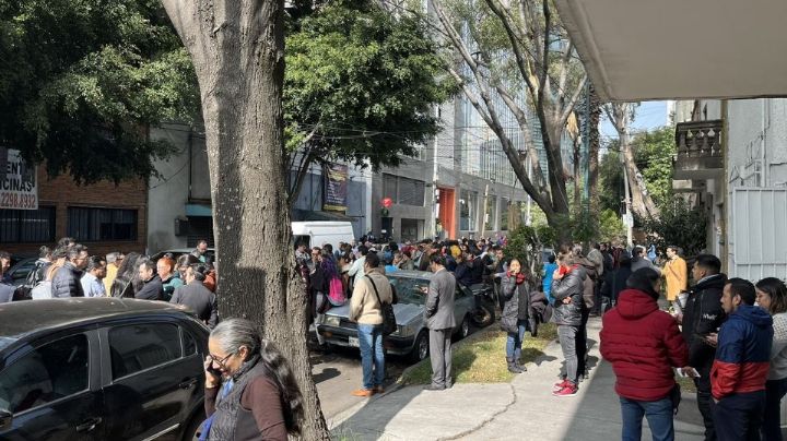 VIDEO: Sismo en CDMX deja enorme grieta y tuberías rotas en Mixcoac