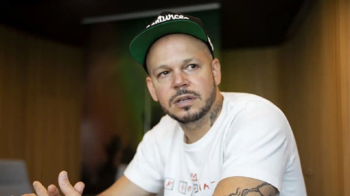 Residente anuncia el lanzamiento de su nuevo álbum a pesar de los conflictos mundiales