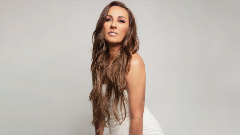 Consuelo Duval destapa que le compró una casa a su expareja