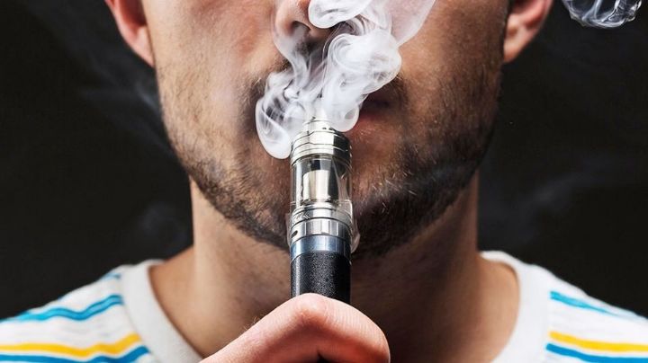 AMLO mandará iniciativa para prohibir los vapeadores ¿cómo afectan a tu cuerpo?