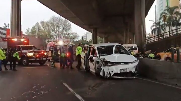 VIDEO: Caos en Periférico tras fuerte choque; conductor de VEMO se quedó dormido