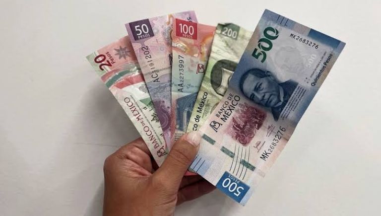 Entrega de aguinaldos en México 