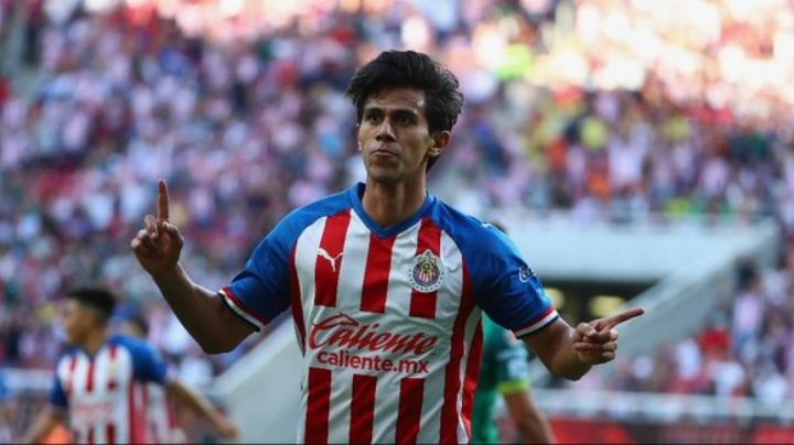 José Juan Macías está de vuelta; entra en convocatoria de Paunovic para el Chivas vs Pumas
