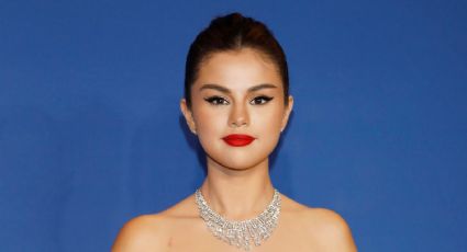 Selena Gomez manda mensaje a “chico lindo” en su programa de cocina