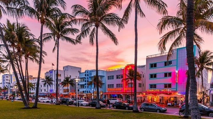 Punto de encuentro en Miami Beach enfrenta aumento de infecciones por VIH