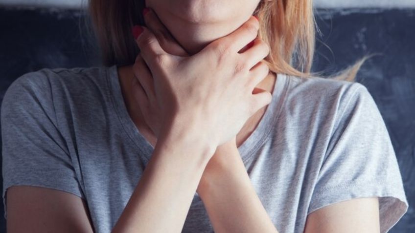 ¿Por qué me duele la garganta por la mañana cuando me despierto? Descúbrelo