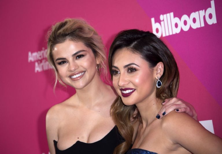 Selena Gomez  y Francia Raisa